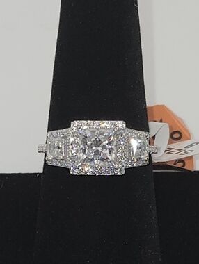 3.5 ctw Moissanite 925 Ring Sz 8